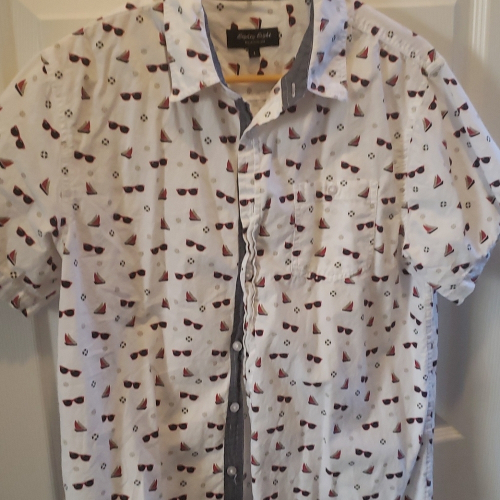 Sunglasses and sailboats